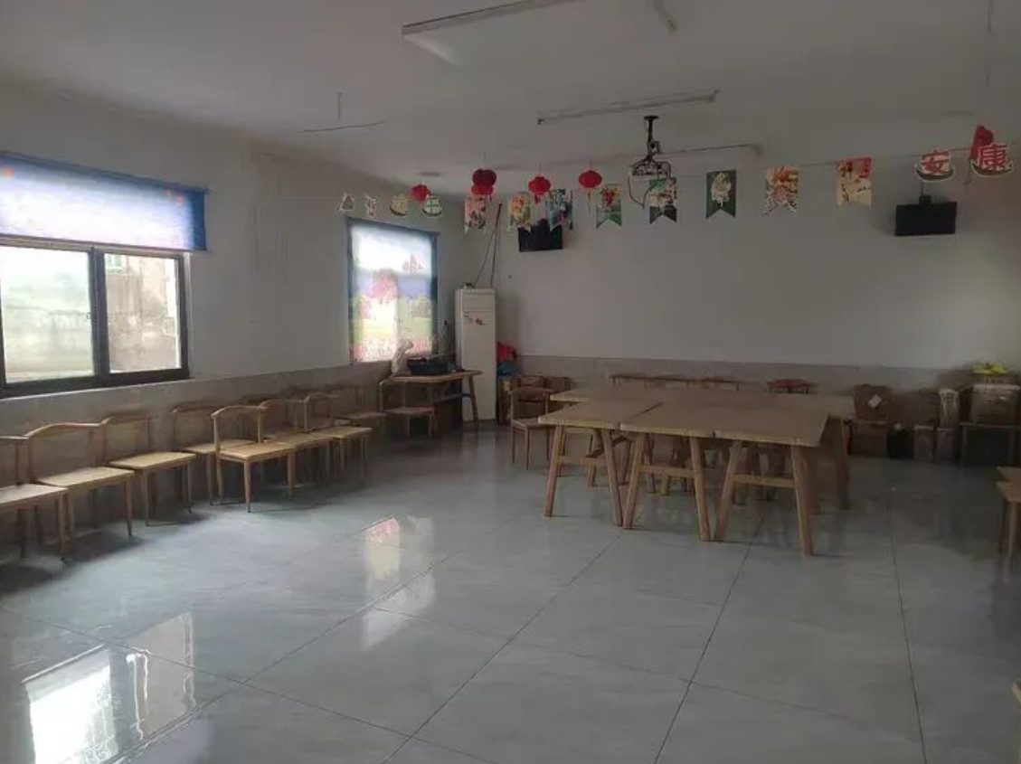 活动室：老人白天用餐、活动、午休的场所